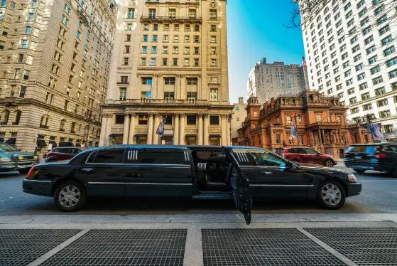 Affordable vs. Luxury Limo Services: What’s Right for You?